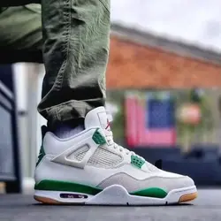 کتونی نایک ایرجردن 4 اس بی سفید سبز Nike Air Jordan 4 SB