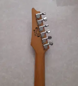 گیتار الکتریک (Ibanez GRX-70)