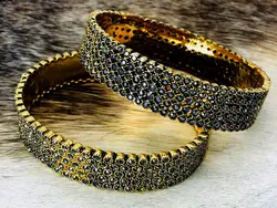 تکپوش سیاه قلم مارگازیت