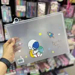 پوشه فضانورد A4