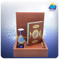 قرآن وزیری چرم با گلدان مینا (كد 306)