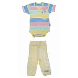 ست ۲ تیکه زیردکمه آستین کوتاه با شلوار به آوران طرح زرافه سایز نوزادی تا ۳ سال
