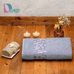 حوله استخری طرح سورپرایز رنگ طوسی روشن - deniztowel