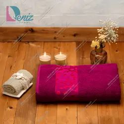 حوله استخری طرح سورپرایز رنگ عنابی - deniztowel