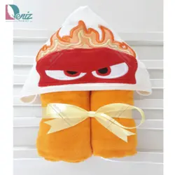 حوله کودک شنلی طرح دختر آتشین - deniztowel