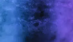 فوتیج پس زمینه دود عرفانی که در امتداد دیوار برمی‌خیزد