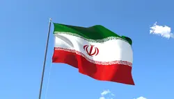 فوتیج پرچم ایران بر باد اهتزاز است