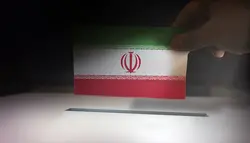 فوتیج انتخابات صندوق رای با پرچم ایران