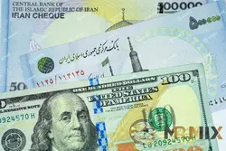 عکس نمای نزدیک اسکناس و ارز ایرانی و دلار عکس استوک
