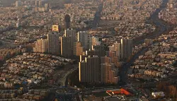 دانلود استوک فوتیج نمای هوایی از ساختمان ها در تهران