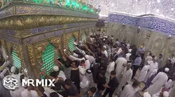 دانلود استوک فوتیج آماده : صحن حرم حضرت ابوالفضل عباس (ع) و زواران از زاویه سه کنج ضریح
