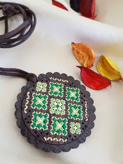 گردنبند (مجموعه آفتابگردان)