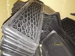شبکه داخل سپر ال90 (شبکه سپر جلو تندر90) چپ وارداتی کد1106 | رنوشاپ