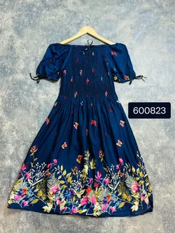 سارافون عروسکی طرح پروانه