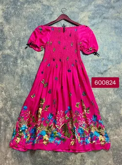 سارافون عروسکی طرح پروانه