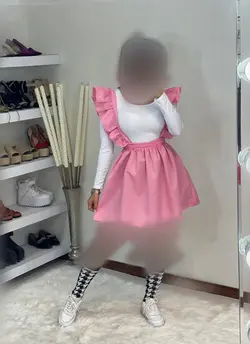 دامن کوتاه صورتی