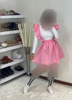 دامن کوتاه صورتی