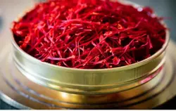 زعفران 5 مثقالی با بسته بندی قوطی خاتم