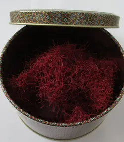 زعفران 5 مثقالی با بسته بندی قوطی خاتم