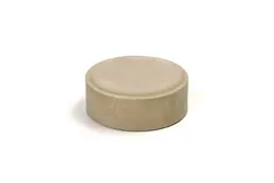 محراب، کتیبه، ستون، سردرب، ده ضلعي، قاب دعا ،پنجره گره چینی، پارتیشن سنتی، جامهري و جاكتابي، جایگاه قاری، کتابخانه، جاکفشی، صندلی نماز، تابلو اعلانات، تریبون، منبر، کتب دعا، فرش سجاده اي، عطرپاش، جاروبرقي، سیستم صوتی، نمایشگر نماز، ساعت دیجیتال و ده ها اقلام دیگر ...