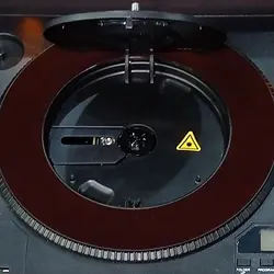 گرامافون Majestic TT 40