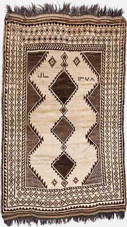 گبه آنتیک دستباف قشقایی سه ترنج کرم سه متری