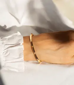 بنگل کارتیه لاو باریک