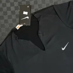 تیشرت ورزشی زنانه یقه دلبری نایک - ورزشاپ