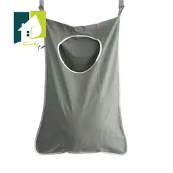 آویز پشت دری لباس چرک