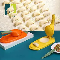 پیراشکی و سمبوسه زن دستی