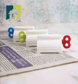 استند خمیر دندان