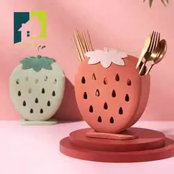 استند قاشق و چنگال طرح توت فرنگی