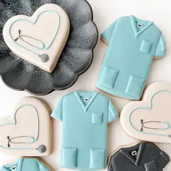 کاتر شیرینی پزی و کوکی مدل ست پزشکی مجموعه 4 عددی