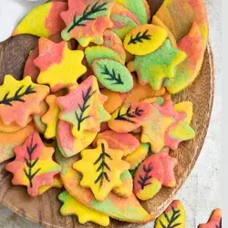 کاتر شیرینی پزی و کوکی مدل انواع برگ مجموعه 7 عددی