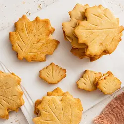 کاتر شیرینی پزی و کوکی مدل انواع برگ مجموعه 7 عددی