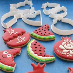 کاتر شیرینی پزی و کوکی مدل ست یلدایی مجموعه 6 عددی