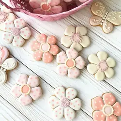 کاتر شیرینی پزی خرگوش و هویج مدل عید پاک مجموعه 4 عددی