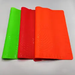 قیمت مشخصات خرید صفحه سیلیکونی خمیر شیرینی پزی نسوز سایز 28×38