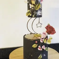 استراکچر کیک مدل ماه و ستاره معلق