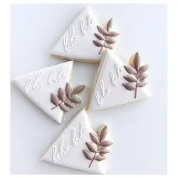 کاتر کوکی و برش خمیر شیرینی مدل مثلث مجموعه 4 عددی