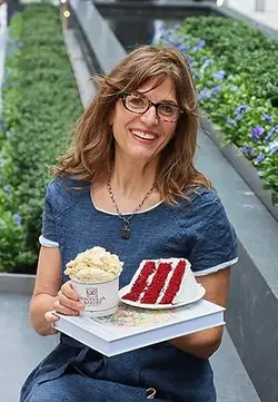 کتاب راهنمای کامل شیرینی خانگی The Magnolia Bakery