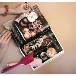 قاشق تمام سیلیکونی و ابزار شیرینی پزی مدل رویال سایز متوسط