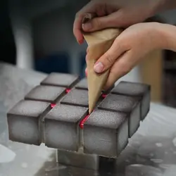 قالب سیلیکونی هندسی کیک و دسر مدل مکعب