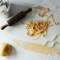 وردنه چوبی شیار دار و خط دار خمیر شیرینی