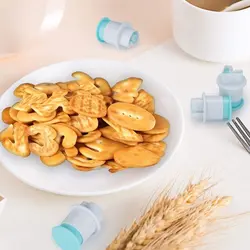 کاتر فشاری شیرینی پزی مدل اعداد لاتین مجموعه 10 عددی