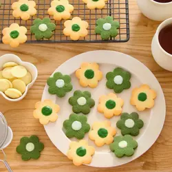 کاتر و قالب شیرینی پزی کوکی بهگز مدل گل