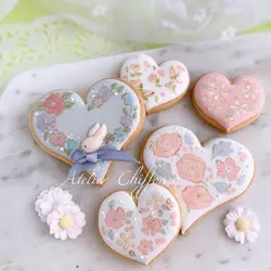 کاتر و قالب شیرینی پزی بهگز مدل قلب نوک تیز مجموعه 4 عددی