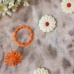 قالب و کاتر شیرینی پزی بهگز طرح خورشیدی