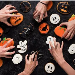 کاتر شیرینی پزی بهگز مدل شبح هالوین