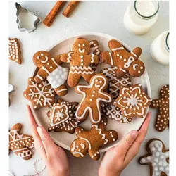 قیمت مشخصات خرید اینترنتی کاتر شیرینی پزی بهگز مدل آقا و خانم زنجبیلی مجموعه 2 عددی